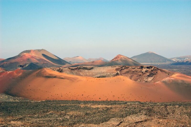 Lanzarote: Guided Day Trip to Timanfaya Park & Green Lake - Key Points