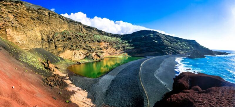 Lanzarote: Guided Day Trip to Timanfaya Park & Green Lake - The Wonders of El Golfo and Lago Verde