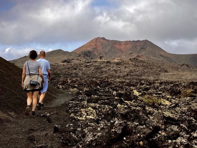 Lanzarote: Hike Across Timanfaya's Volcanic Landscapes - Preparation and Packing