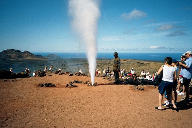 Lanzarote Island Tour (Full-day) - Timanfaya National Park