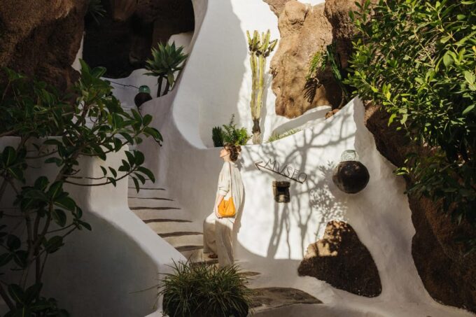 Lanzarote: LagOmar Museum Entry Ticket - Guided Tours and Activities