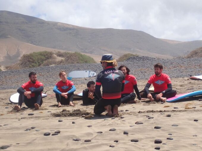 Lanzarote: Longboard Surf Lesson on Famara Beach All Levels - Cancellation Policy