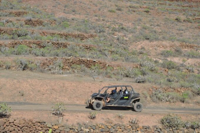 Lanzarote: Mix Tour Guided Buggy Volcano Tour 4 Seater - Teguise Lime Ovens and Old Dam