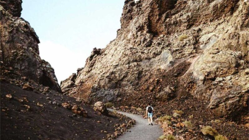 Lanzarote: On-Road Guided Buggy Volcano Tour - Key Points