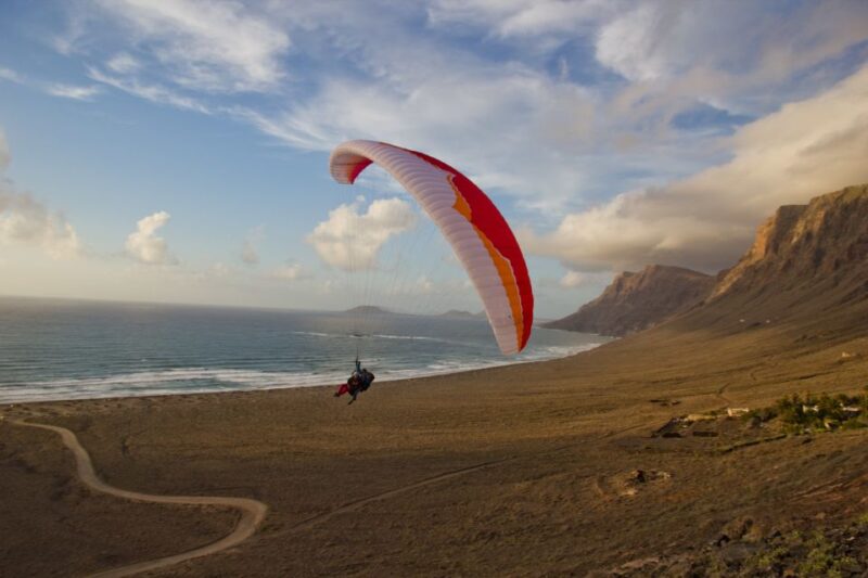 Lanzarote: Paragliding Flight With Video - Whats Included in the Package