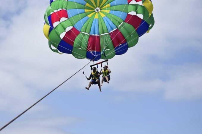 Lanzarote: Parasailing Adventure in Puerto Del Carmen - Restrictions and Important Information