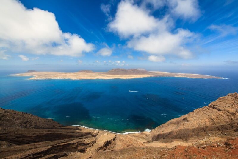 Lanzarote: Roundtrip Ferry Transfer to La Graciosa - Flexible Schedules