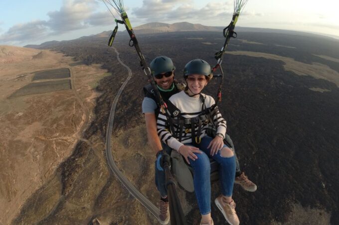Lanzarote: Tandem Paragliding Flight Over Lanzarote - Duration of Paragliding Flight