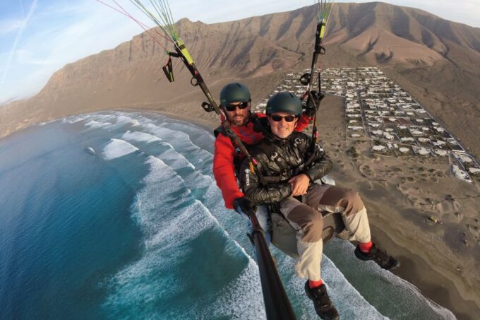 Lanzarote: Tandem Paragliding Flight Over Lanzarote - Frequently Asked Questions