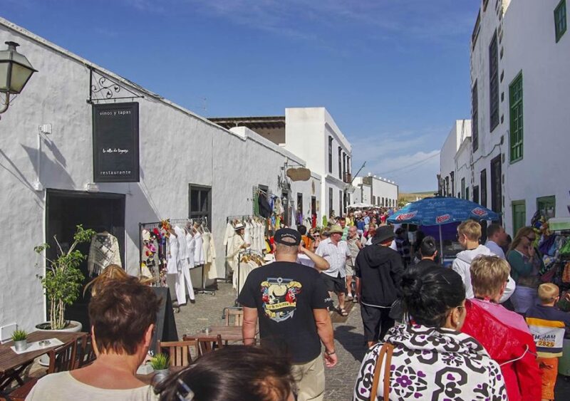Lanzarote: Teguise Handicraft Market and La Graciosa Island - Ferry Ride to La Graciosa