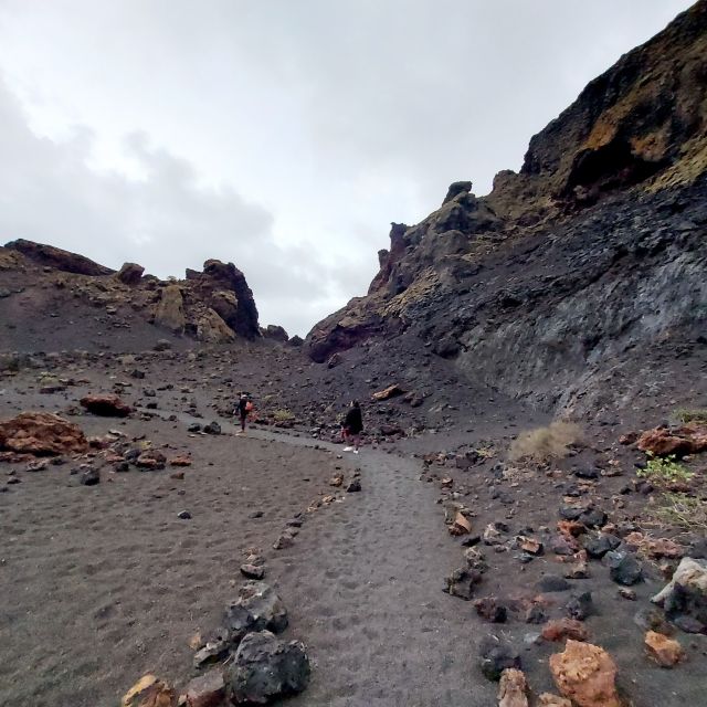 Lanzarote: Timanfaya National Park Trekking Tour - Accessibility Considerations