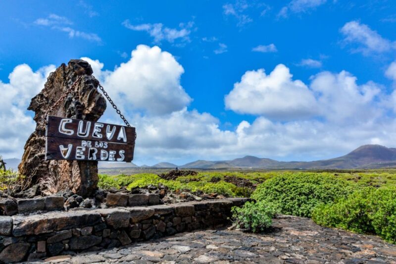 Lanzarote: Timanfaya Park, Jameos Agua & Green Cave Day Trip - Cueva De Los Verdes Lava Tube