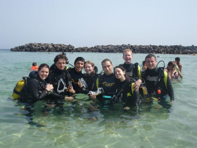 Lanzarote: Try Scuba Diving for Beginners - 2 Dives - Frequently Asked Questions