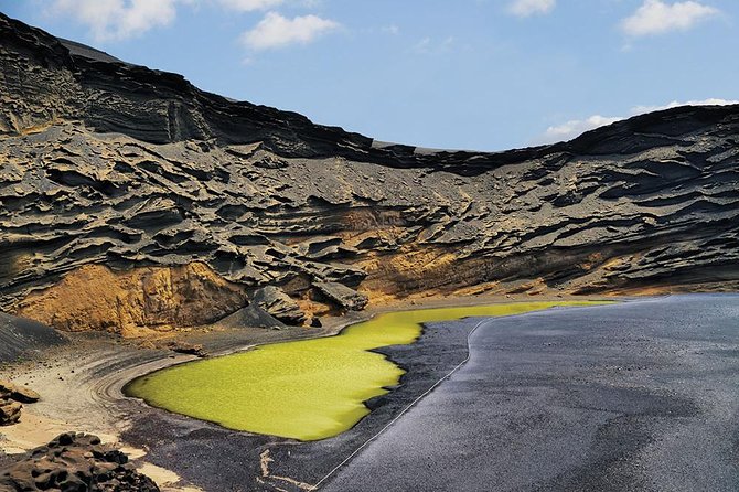 Lanzarote Volcano and Wine Region Tour From Fuerteventura - Cancellation Policy and Additional Information