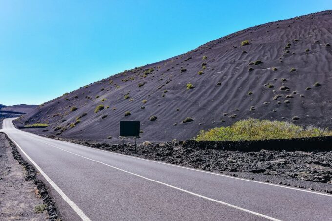 Lanzarote: Volcanos of Timanfaya and Caves Tour With Lunch - Inclusions, Exclusions, and Booking Information