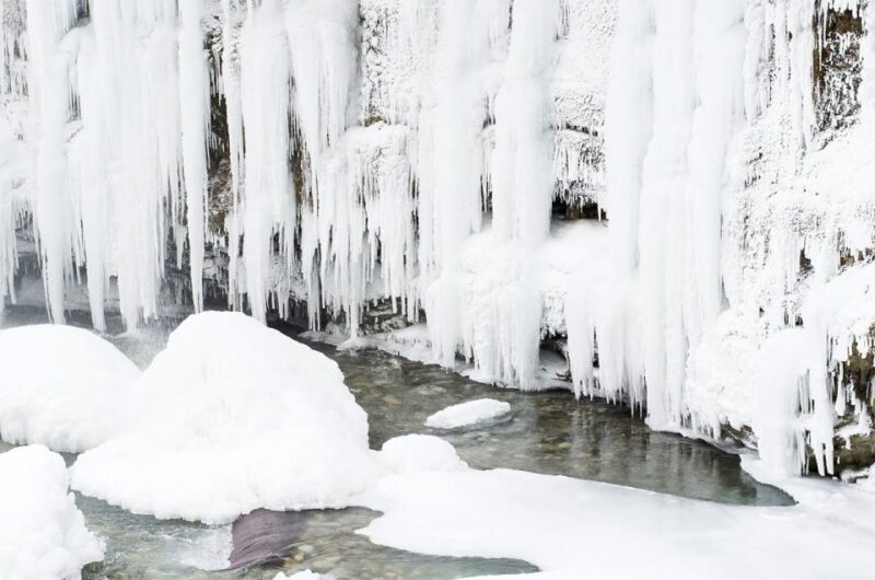 Lapland: The Frozen Waterfalls of Korouoma Tour - Professional Guide Leadership