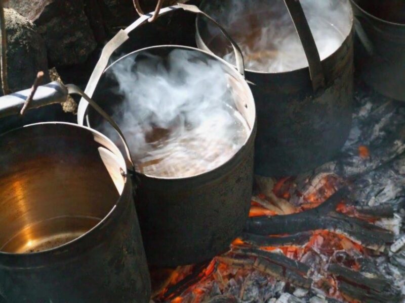 LARC! Paradise Tour: Beach, Lunch and Sandboarding - Meeting Point
