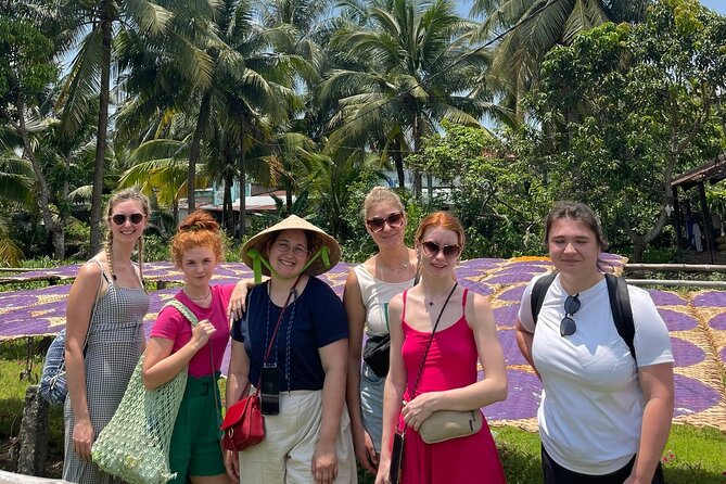 Largest Floating Market, Wild Small Canal System & Organic Cocoa - Visiting the Floating Market
