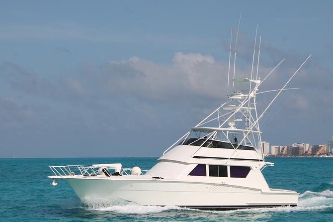 Largest Party Yacht VIP in Cancun up to 25 Persons / 25P2 - What to Expect