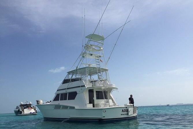 Largest Party Yacht VIP in Cancun up to 25 Persons / 25P2 - Frequently Asked Questions