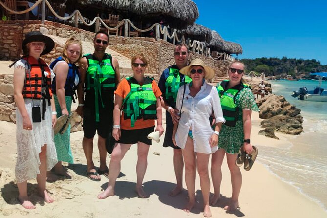 Las Águilas Bay + El Mulito River, ALL INCLUSIVE Experience - Why Choose Larimar Ecotour