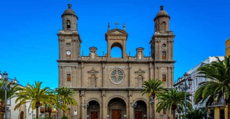Las Palmas, Botanical Gardens and Bandama Volcano Tour - Key Points