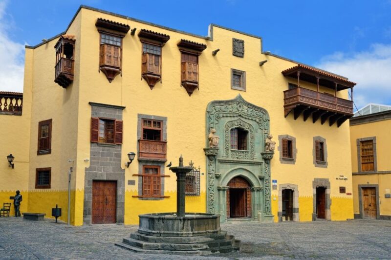 Las Palmas, Botanical Gardens and Bandama Volcano Tour - Vegueta District