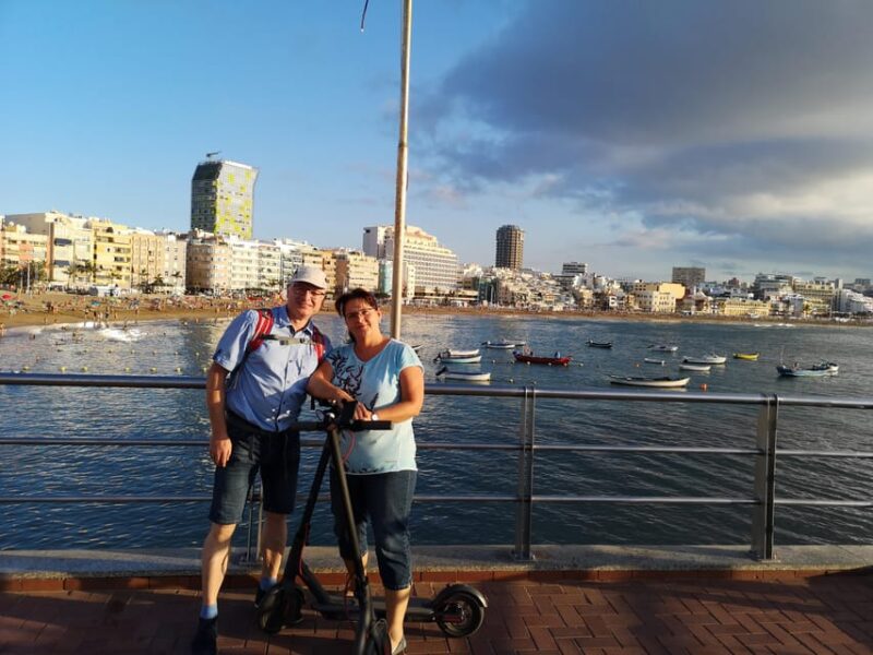 Las Palmas: City, Harbor, and Beach Walking Tour - Highlights and Features