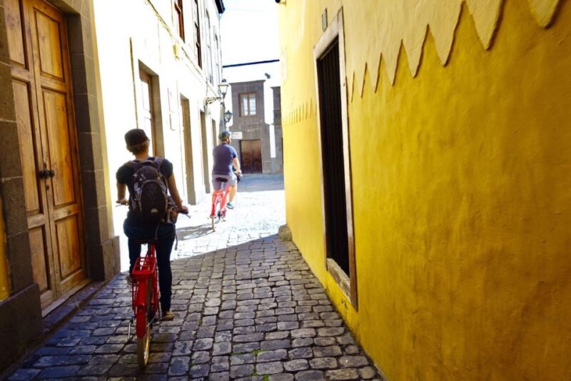 Las Palmas De Gran Canaria: Guided City Tour by Bike - Parking Options