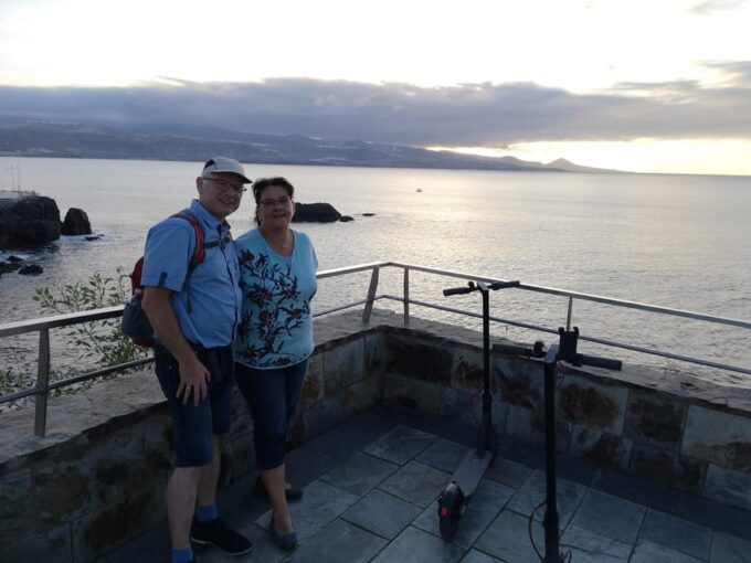Las Palmas Exploring: Walking Guided City Adventure - Tour Duration and Distance