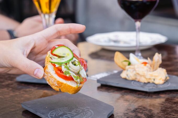 Las Palmas: Gourmet Tapas and Wine Tour in the Old Town - FAQ