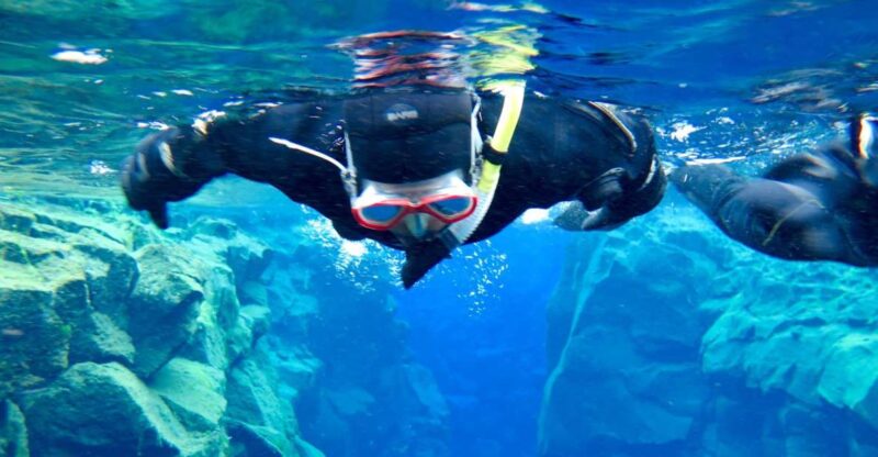 Las Palmas: Las Canteras Beach Snorkeling Trip - Instructor Qualifications and Safety