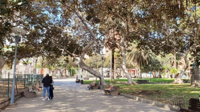 Las Palmas: Old Town Highlights Self-Guided Walking Tour - Frequently Asked Questions
