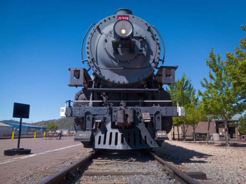 Las Vegas 2-Day Grand Canyon Railway Bearizona Meteor Crater - Inclusions and Accessibility