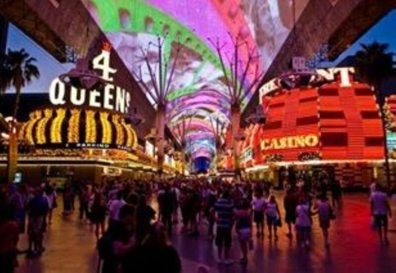 Las Vegas: 7 Wonders Night Tour With Hotel Pickup - Tour Highlights and Attractions