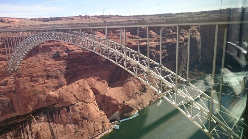 Las Vegas: Antelope, Monument Valley, & Horseshoe 3-Day Tour - Day 2: Monument Valley and Horseshoe Bend