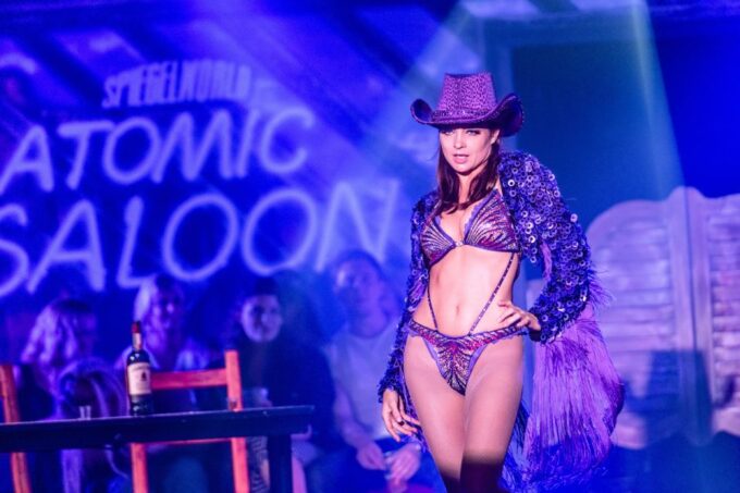 Las Vegas: Atomic Saloon Show at The Venetian - Show Duration and Location