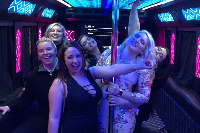 Las Vegas Country Bar Crawl by Party Bus W/ Free Drinks - Visiting the Bars
