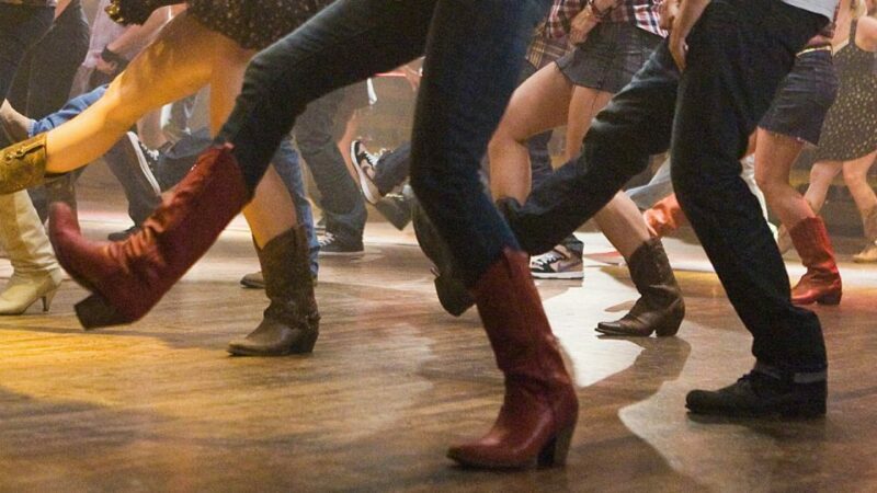 Las Vegas: Country Bar Crawl by Party Bus w/ Mixed Drinks - What Each Stop Offers