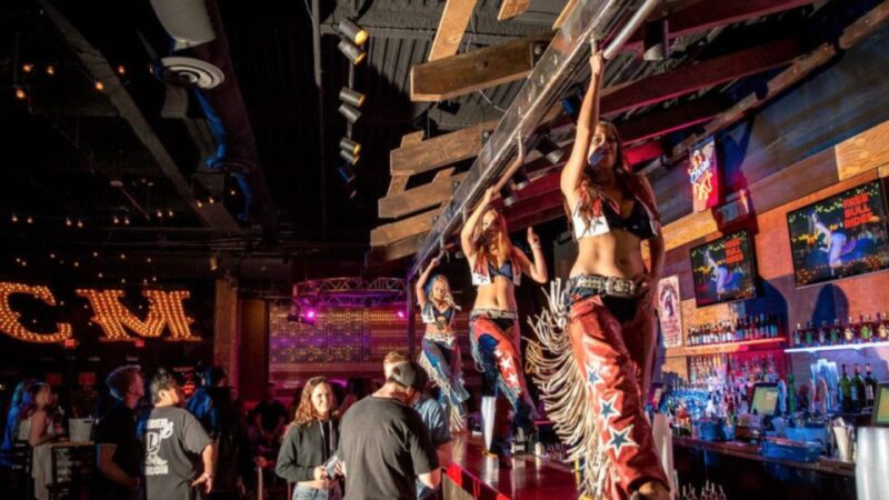 Las Vegas: Country Bar Crawl by Party Bus W/ Mixed Drinks - Inclusions