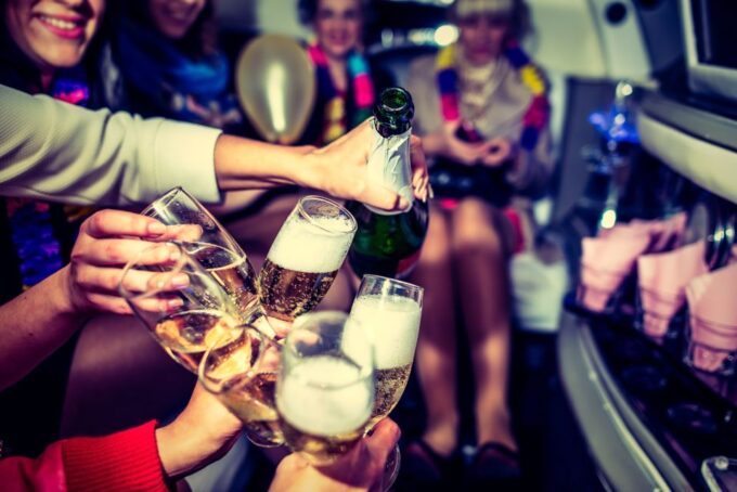 Las Vegas: Craft Beer Guided Tour in a Limousine - Limousine Transportation