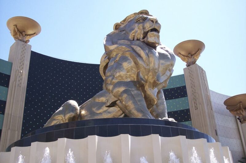 Las Vegas: David Copperfield at the MGM Grand - Show Features and Audience Experience