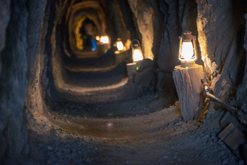 Las Vegas: Eldorado Canyon Gold Mine Tour - Group Size and Language