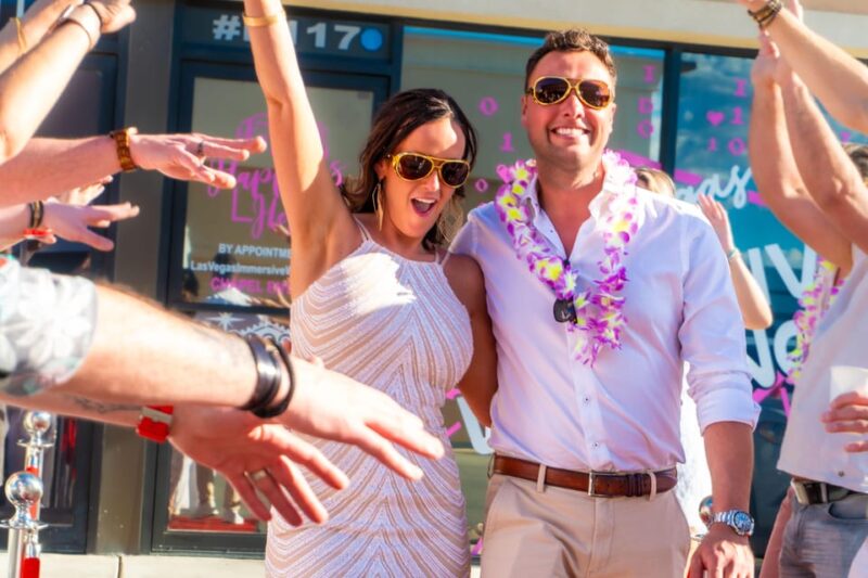 Las Vegas: Elvis Wedding With Las Vegas Sign Photos Included - Customer Reviews and Highlights