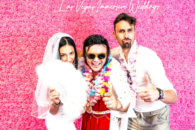 Las Vegas: Elvis Wedding With Las Vegas Sign Photos Included - Personalized Wedding Coordinator Assistance
