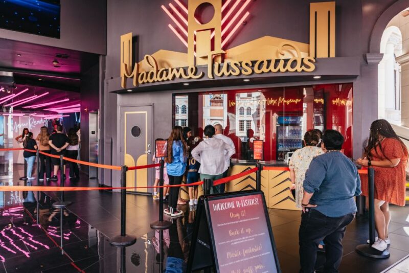 Las Vegas: Entry to Madame Tussauds With a Gondola Cruise - Customer Reviews and Ratings