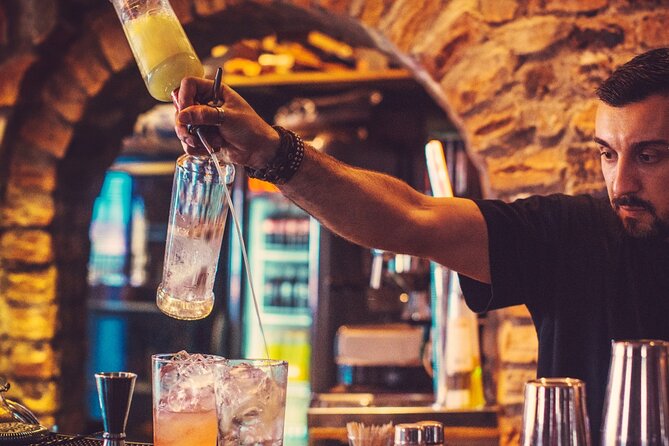 Las Vegas Fremont Street Bar Crawl - Important Considerations