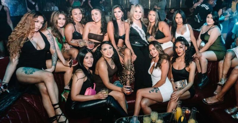 Las Vegas Fremont Street Bar Crawl - Pricing and Duration Details