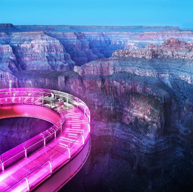 Las Vegas: Grand Canyon, Hoover Dam & 7 Magic Mountains Tour - Tour Experience
