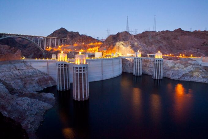 Las Vegas: Grand Canyon Trip + Las Vegas City Tour - Eagle Point and Skywalk